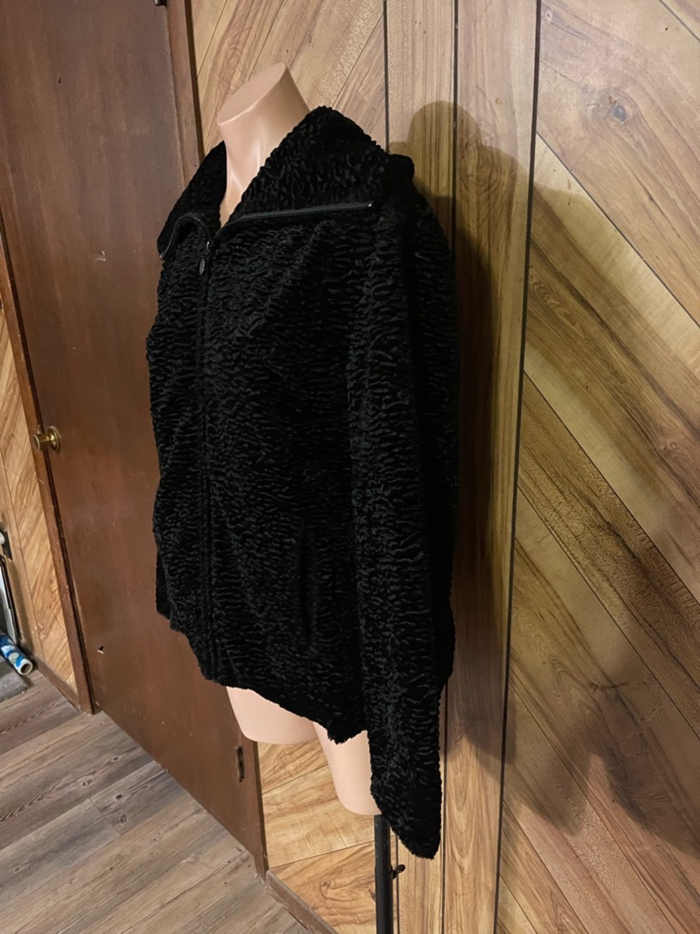 Vintage Black Persian Lamb Faux Fur Jacket Curly Swirl Plush Coat Heavy Warm - Picture 4 of 7